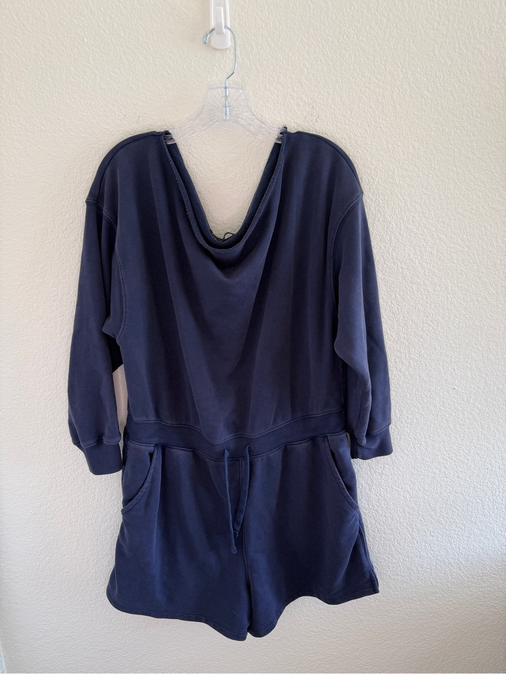 Abercrombie & Fitch YPB On The Go Slash Romper in Navy - Picture 4 of 15